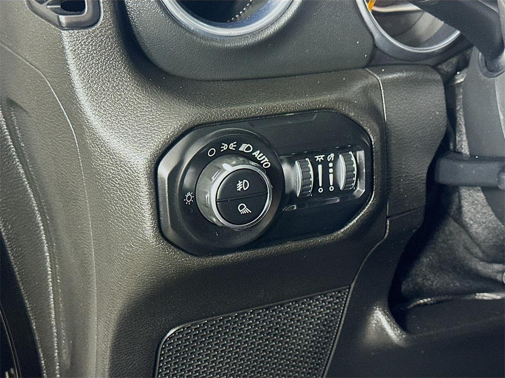 used 2020 Jeep Gladiator car, priced at $27,800