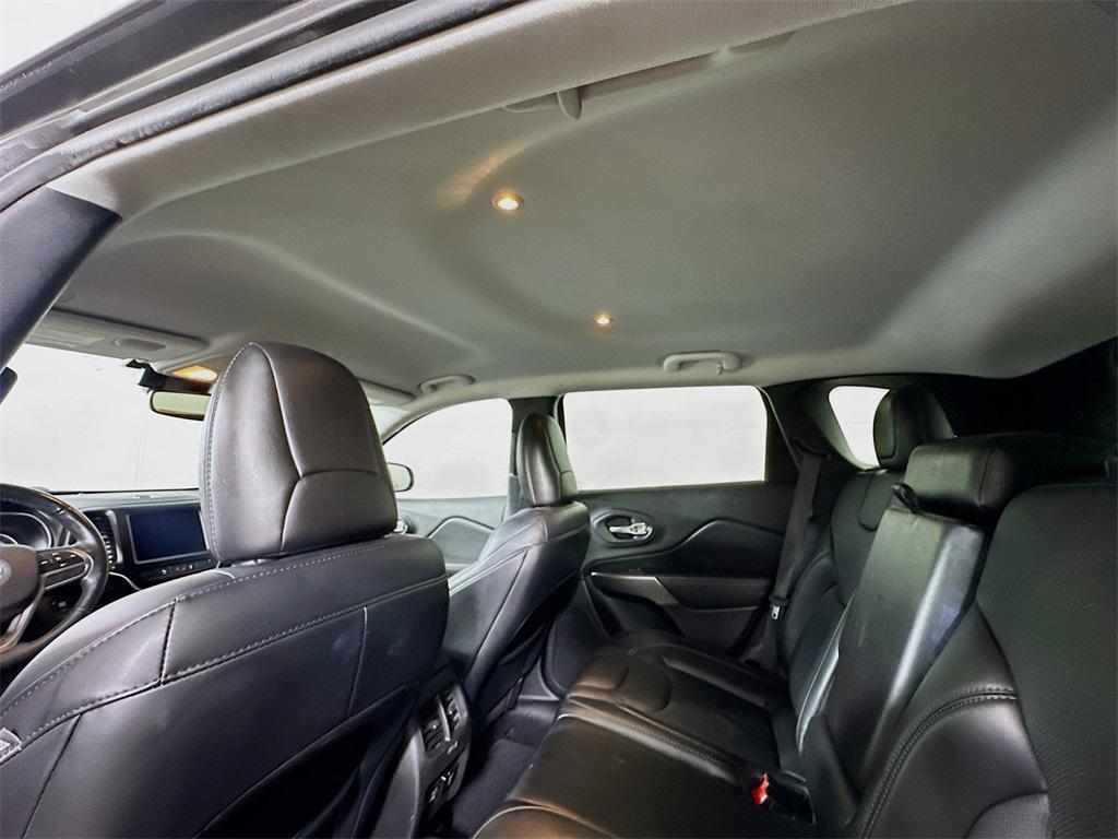 used 2021 Jeep Cherokee car, priced at $14,135