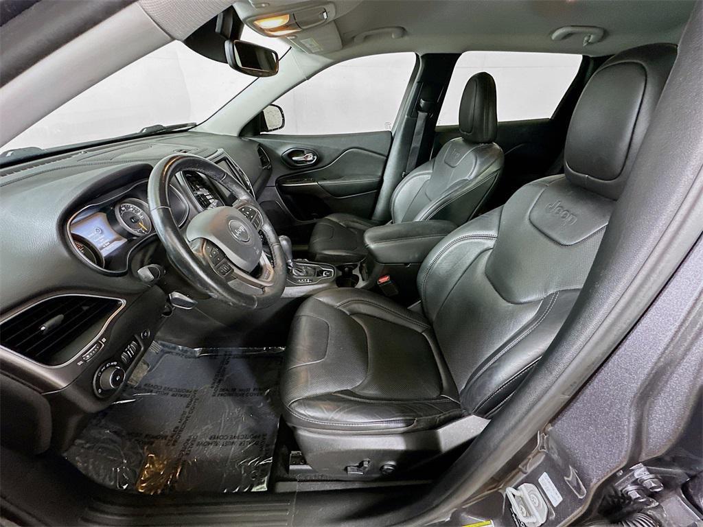 used 2021 Jeep Cherokee car, priced at $14,135