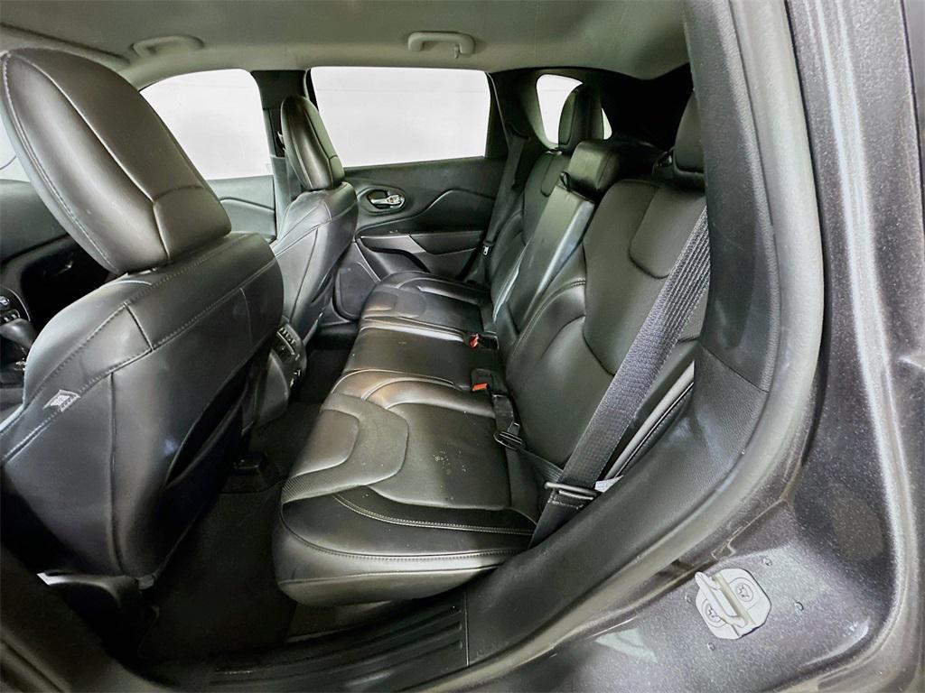 used 2021 Jeep Cherokee car, priced at $14,135