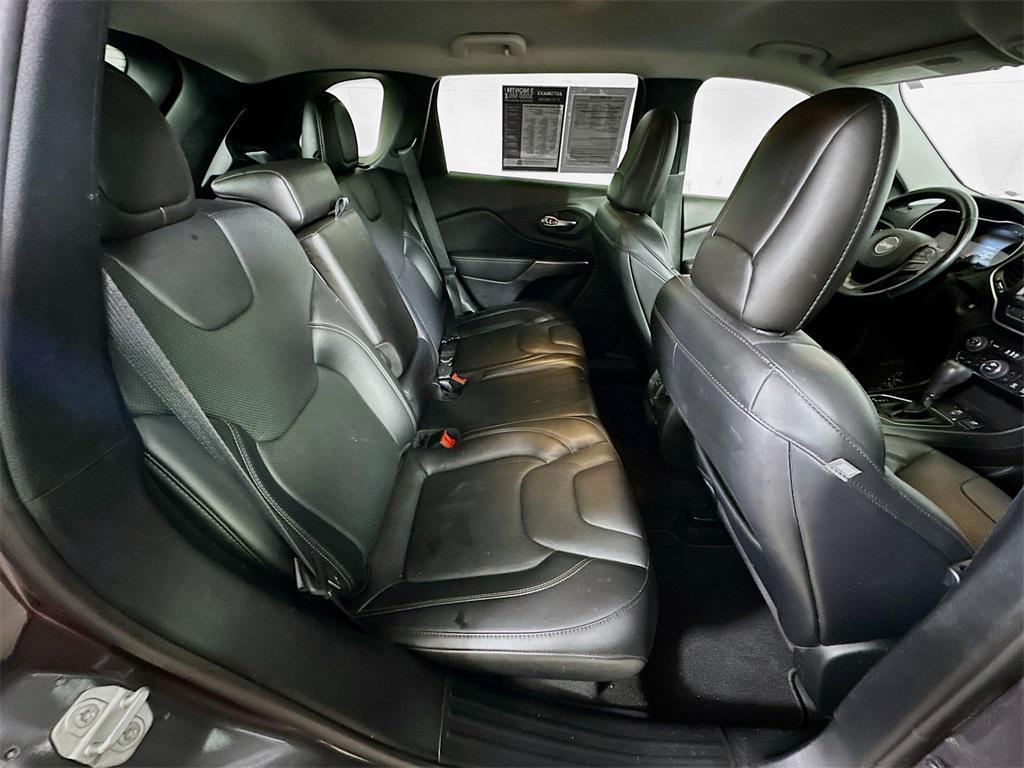 used 2021 Jeep Cherokee car, priced at $14,135