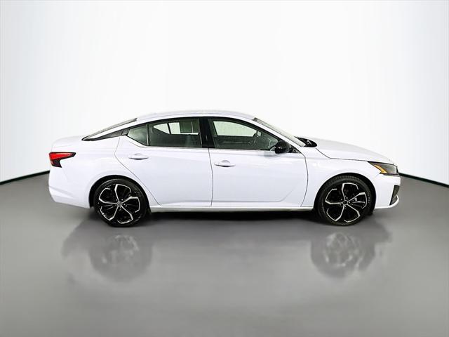 used 2023 Nissan Altima car, priced at $21,171