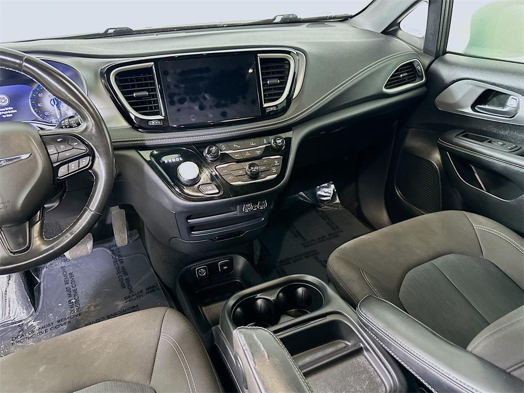 used 2021 Chrysler Pacifica car, priced at $17,209