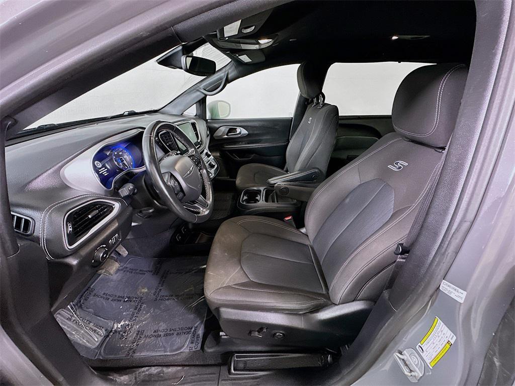 used 2021 Chrysler Pacifica car, priced at $17,209