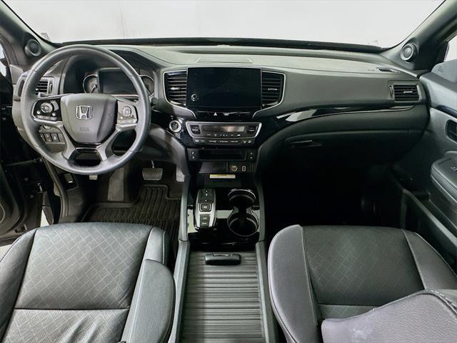 used 2022 Honda Passport car, priced at $34,000