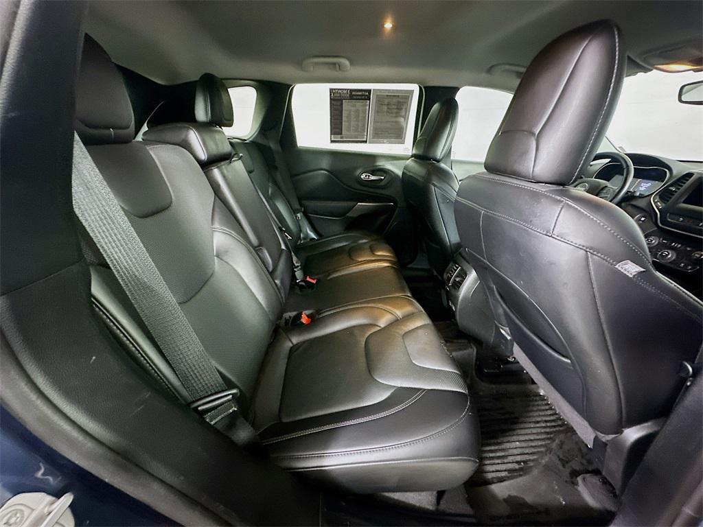 used 2021 Jeep Cherokee car, priced at $15,997