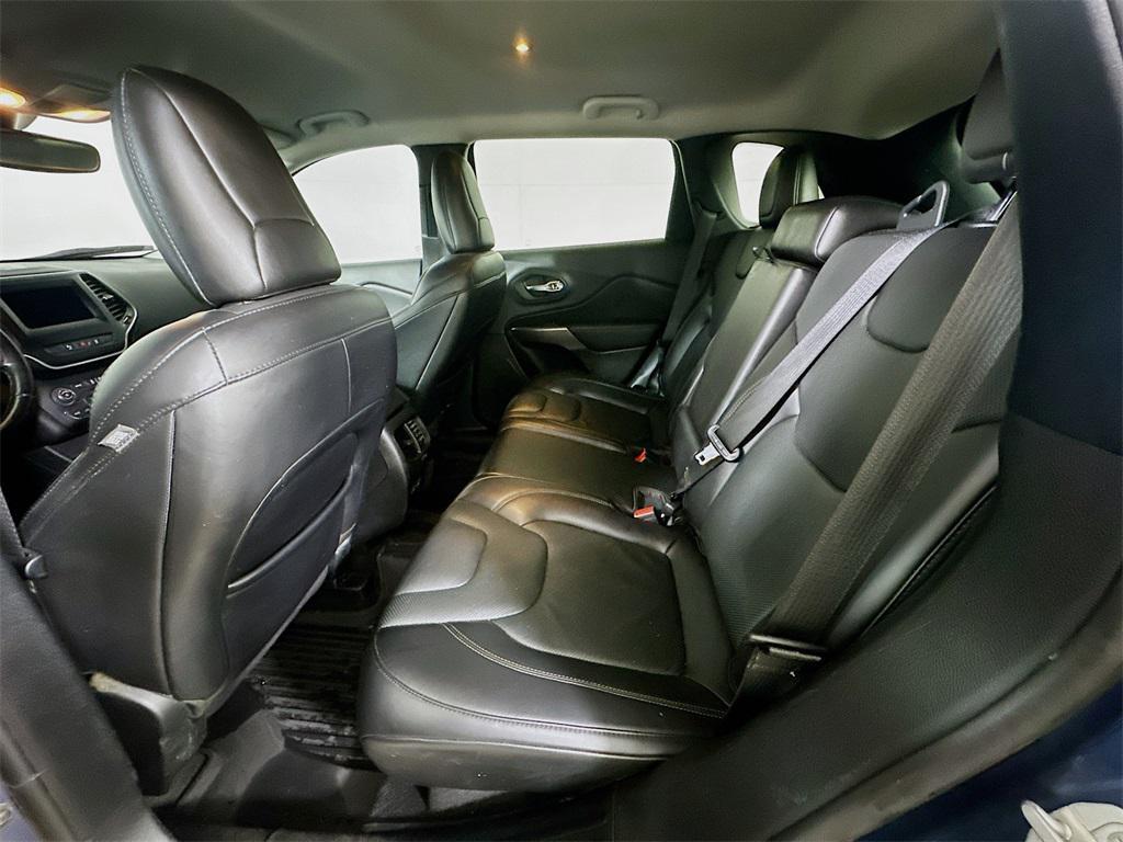 used 2021 Jeep Cherokee car, priced at $15,997