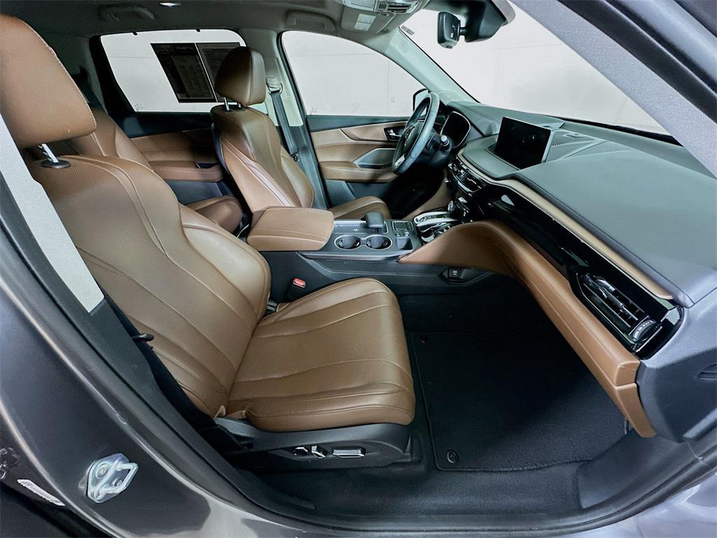 used 2022 Acura MDX car, priced at $32,918