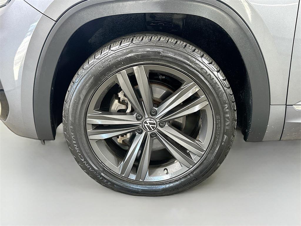 used 2021 Volkswagen Atlas car, priced at $26,300