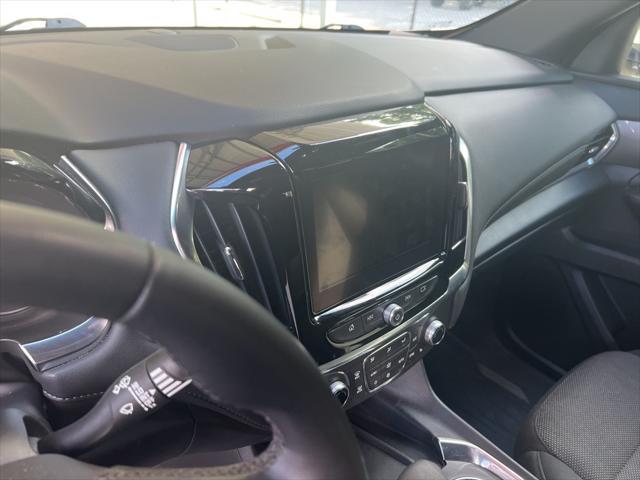 used 2023 Chevrolet Traverse car, priced at $28,995