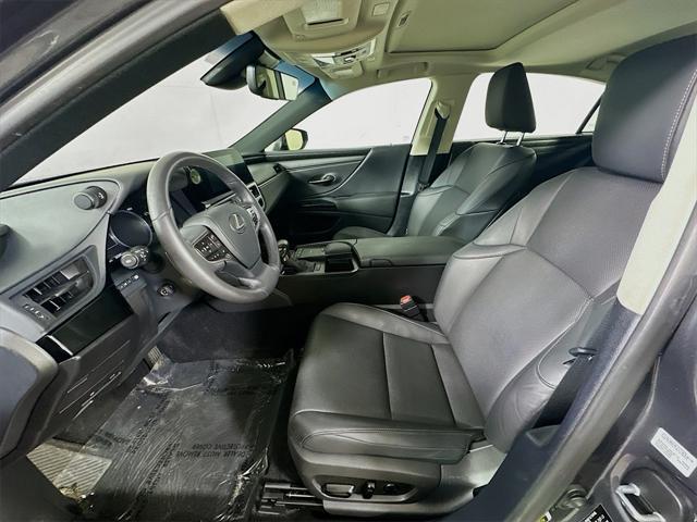 used 2022 Lexus ES 350 car, priced at $32,900