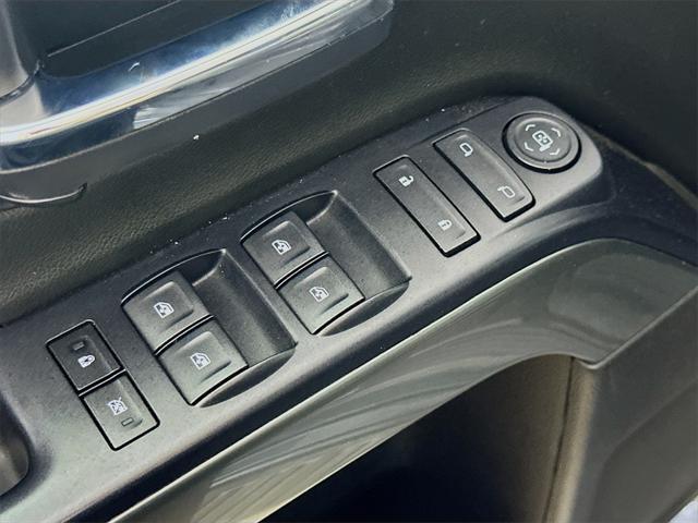 used 2018 Chevrolet Silverado 1500 car, priced at $29,700