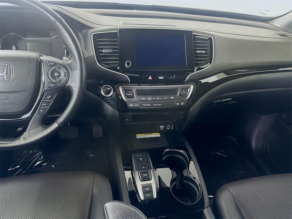used 2022 Honda Ridgeline car, priced at $32,099