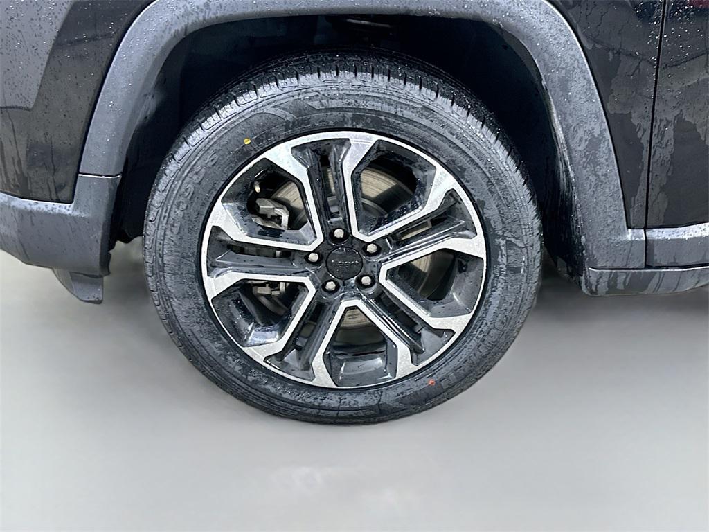 used 2023 Jeep Compass car, priced at $21,200