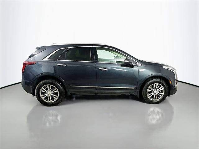 used 2021 Cadillac XT5 car, priced at $23,999