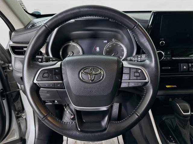 used 2023 Toyota Highlander car, priced at $37,799