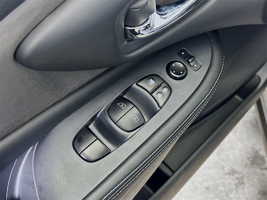 used 2024 Nissan Murano car, priced at $27,599