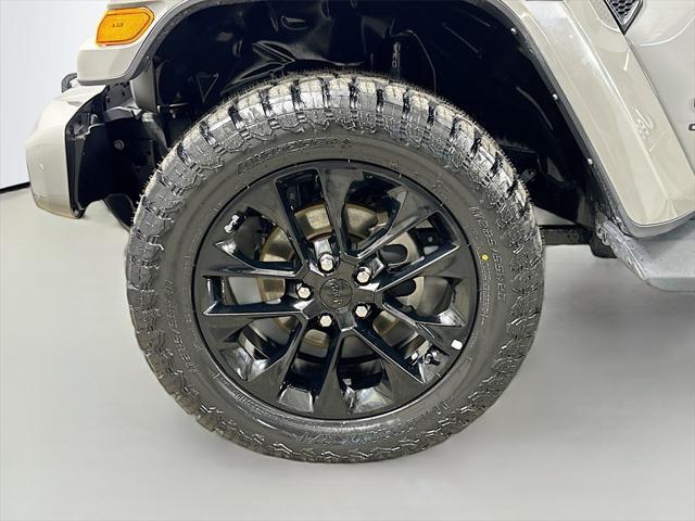 used 2023 Jeep Gladiator car, priced at $32,727