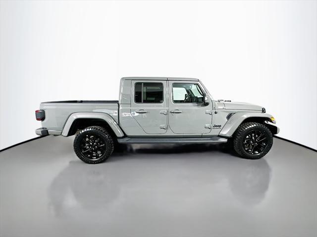 used 2023 Jeep Gladiator car, priced at $32,727
