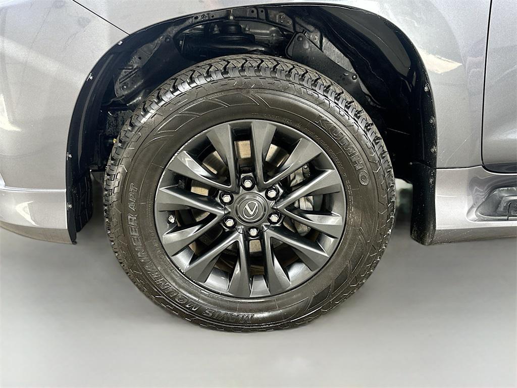 used 2023 Lexus GX 460 car, priced at $55,800
