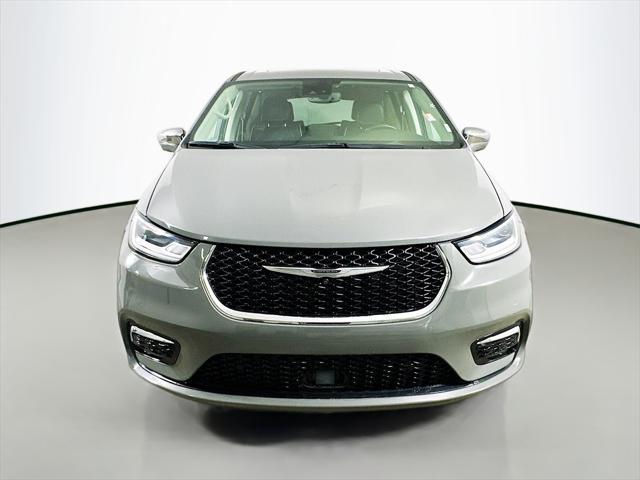 used 2022 Chrysler Pacifica Hybrid car, priced at $24,300