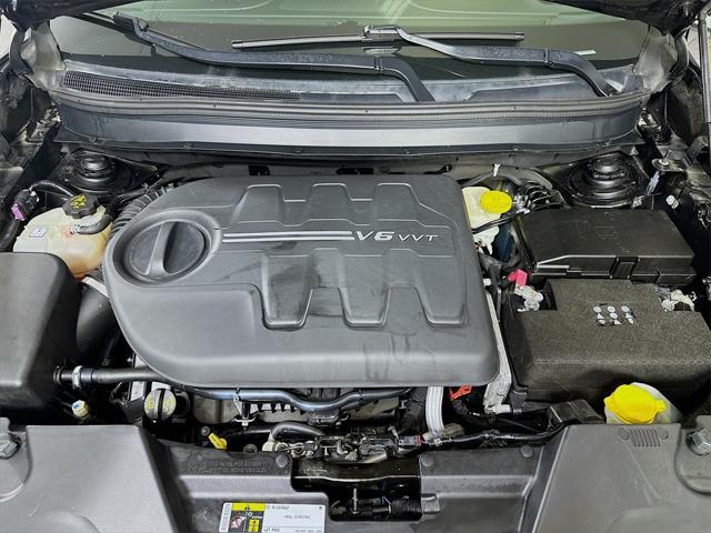 used 2015 Jeep Cherokee car, priced at $10,351