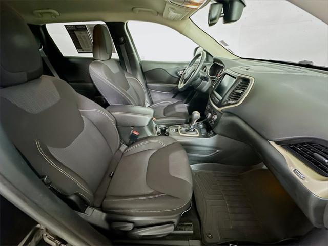 used 2015 Jeep Cherokee car, priced at $10,351