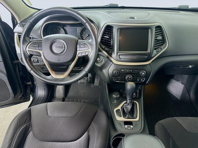 used 2015 Jeep Cherokee car, priced at $10,351