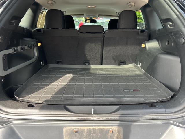 used 2015 Jeep Cherokee car, priced at $10,351