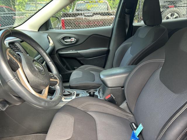 used 2015 Jeep Cherokee car, priced at $10,351