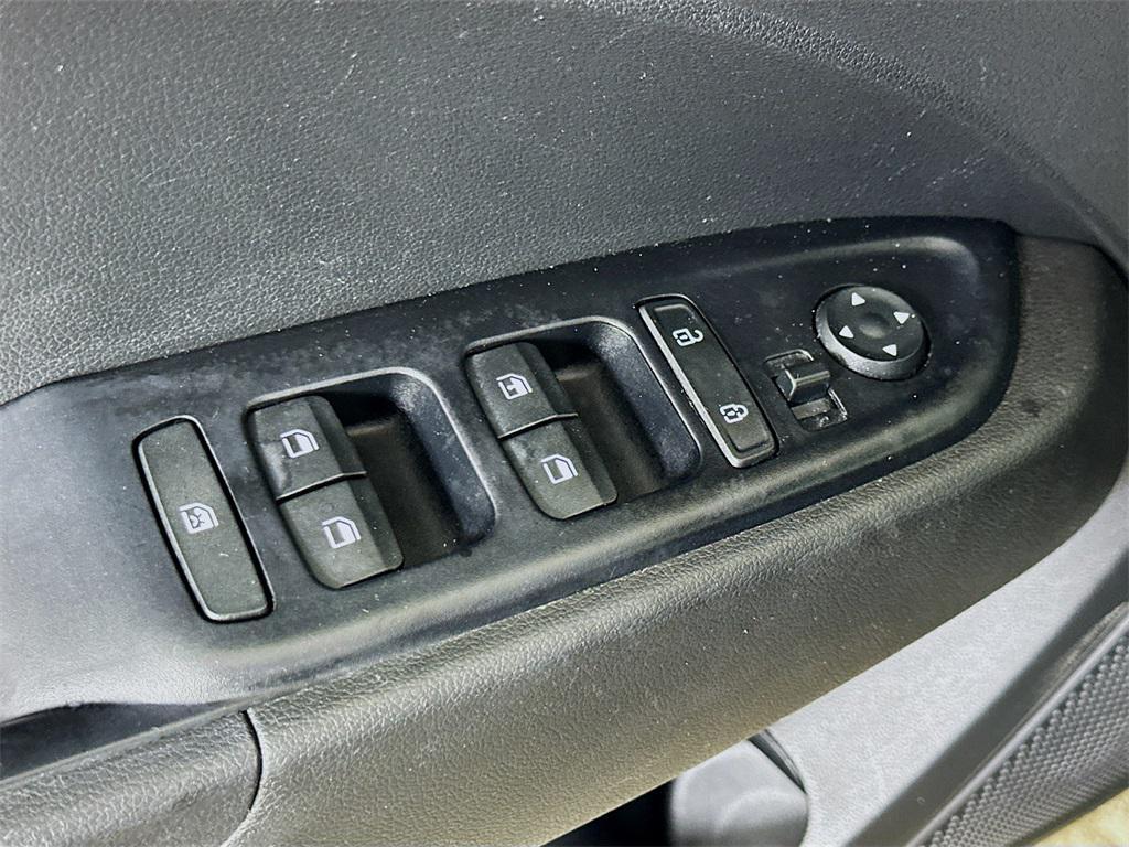 used 2021 Hyundai Venue car, priced at $13,533