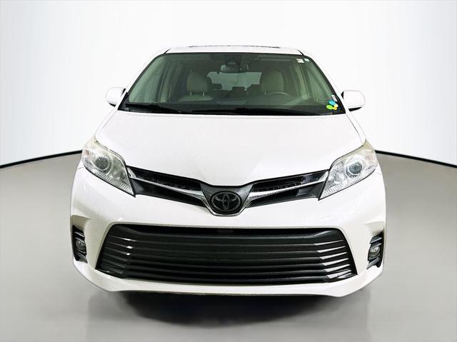 used 2018 Toyota Sienna car, priced at $26,994