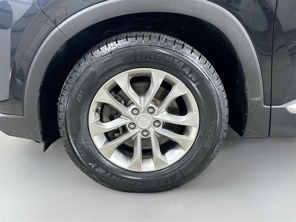 used 2020 Hyundai Santa Fe car, priced at $14,990