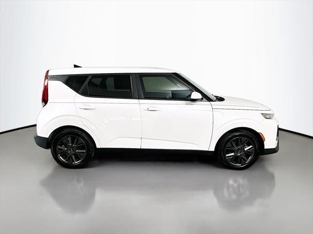 used 2021 Kia Soul car, priced at $13,995