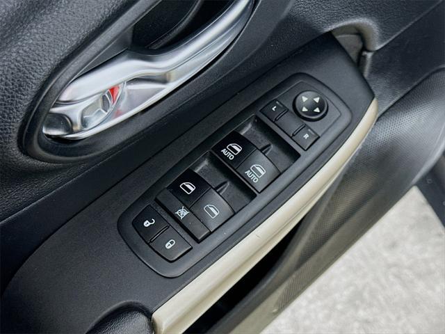 used 2017 Jeep Cherokee car, priced at $11,999