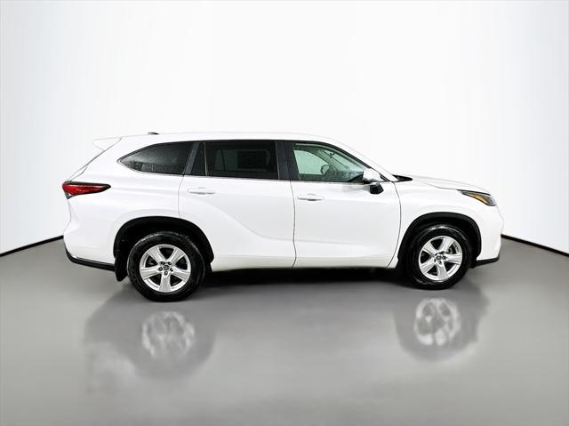 used 2023 Toyota Highlander car, priced at $32,807