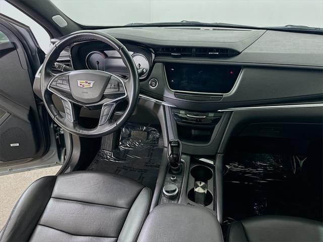 used 2023 Cadillac XT5 car, priced at $27,995