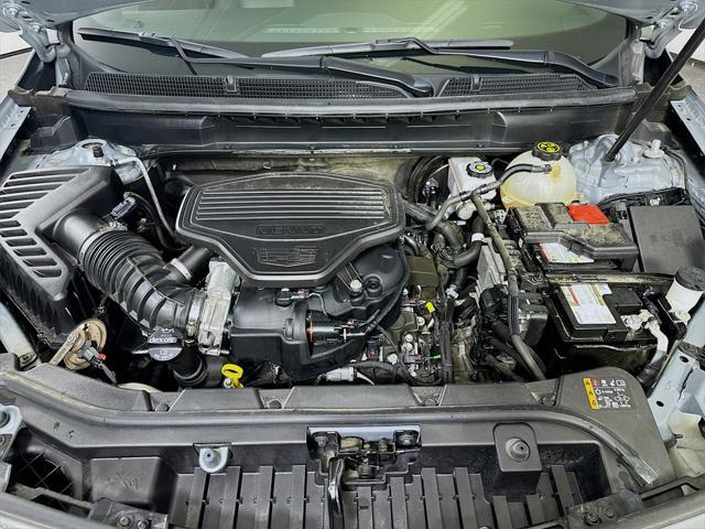 used 2023 Cadillac XT5 car, priced at $27,995