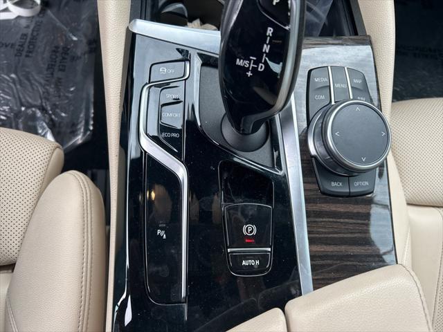 used 2021 BMW 530 car, priced at $21,871