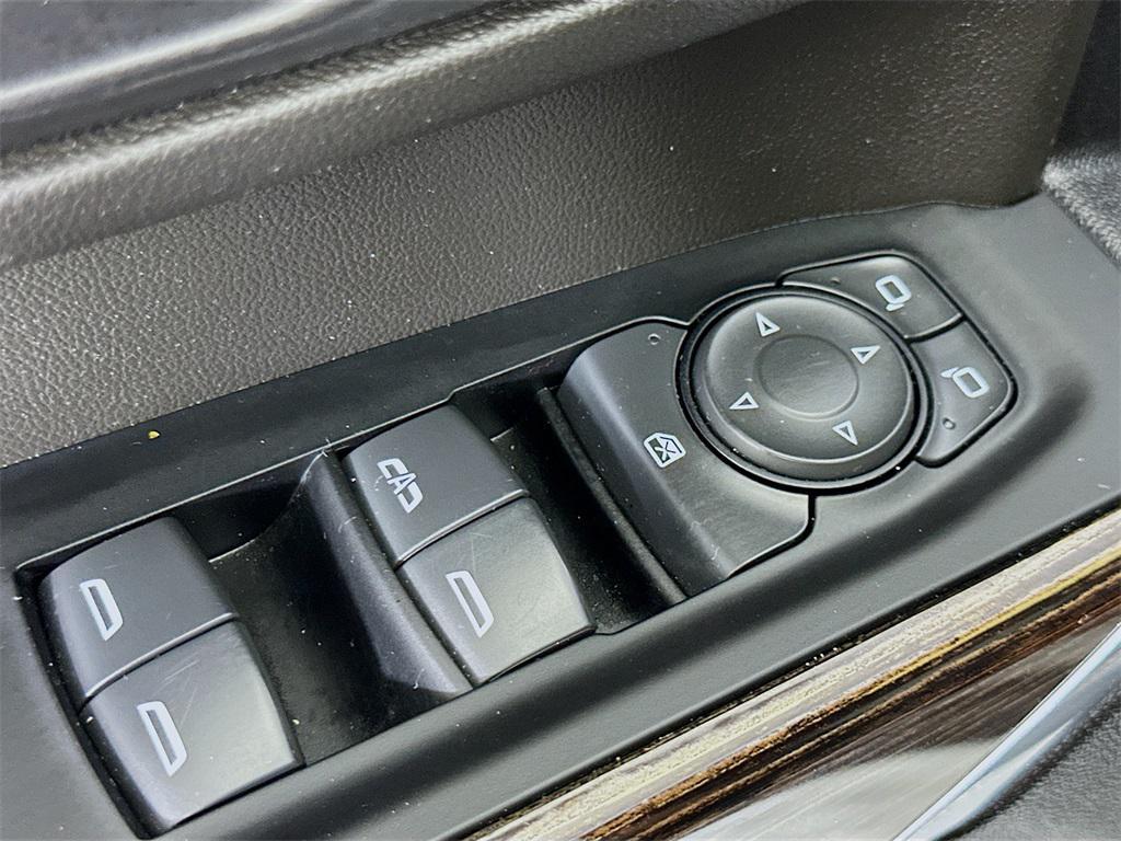 used 2022 GMC Sierra 2500 car, priced at $37,999