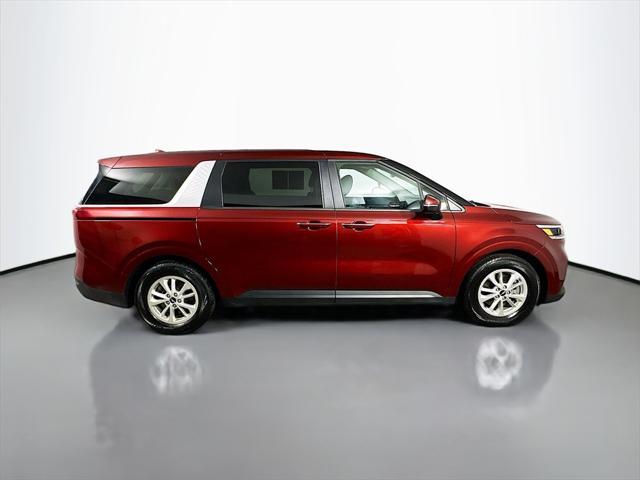 used 2024 Kia Carnival car, priced at $31,689