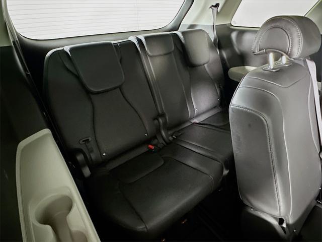 used 2024 Kia Carnival car, priced at $31,689