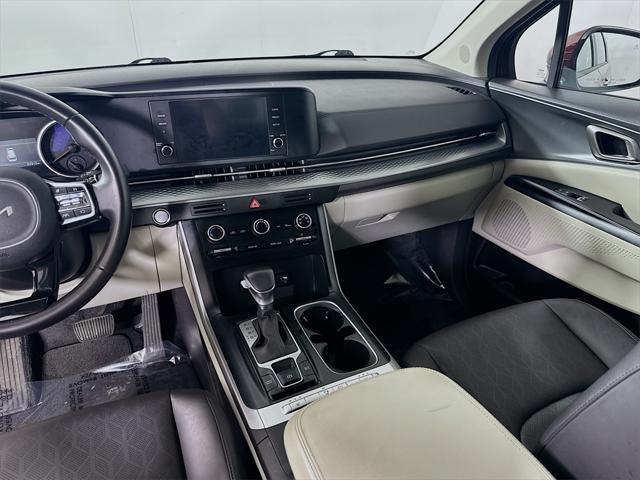 used 2024 Kia Carnival car, priced at $31,689