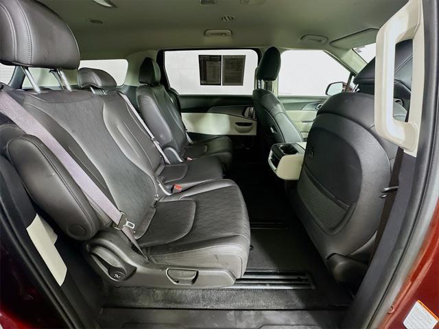 used 2024 Kia Carnival car, priced at $31,689