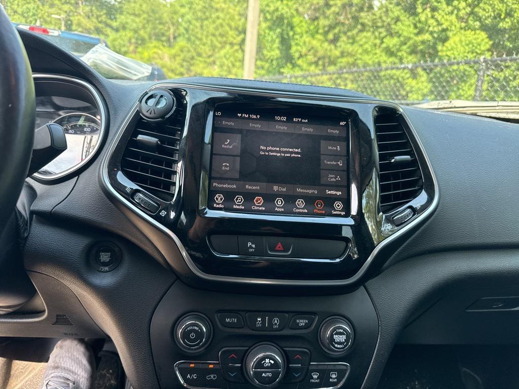 used 2019 Jeep Cherokee car, priced at $15,938