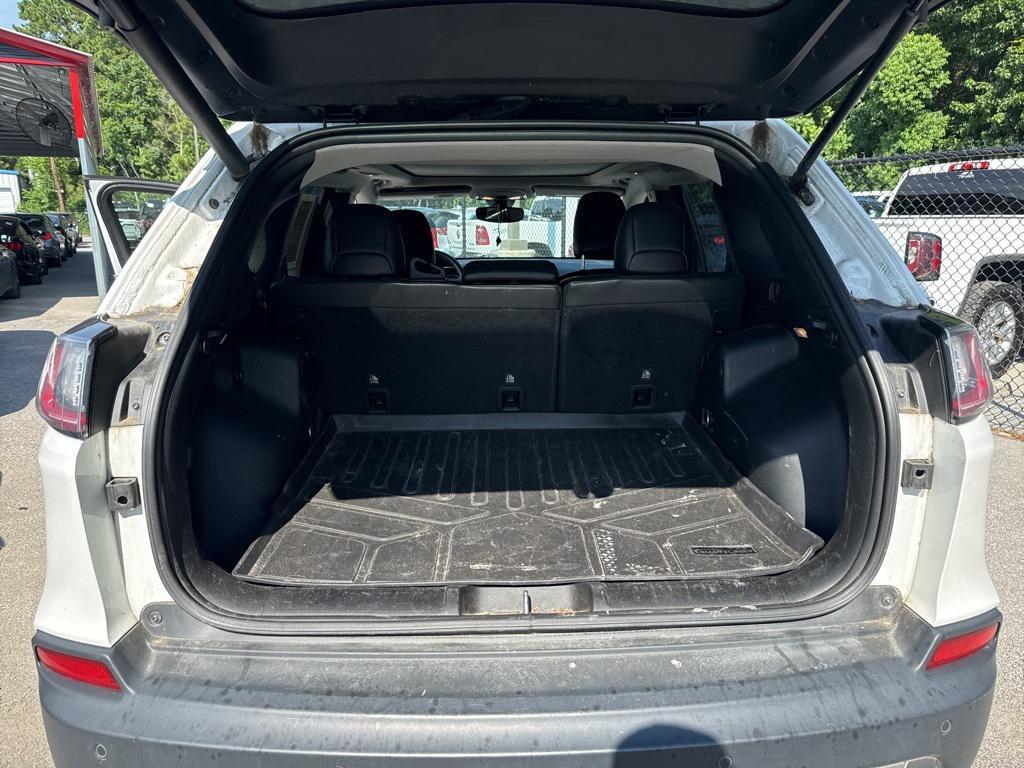 used 2019 Jeep Cherokee car, priced at $15,938