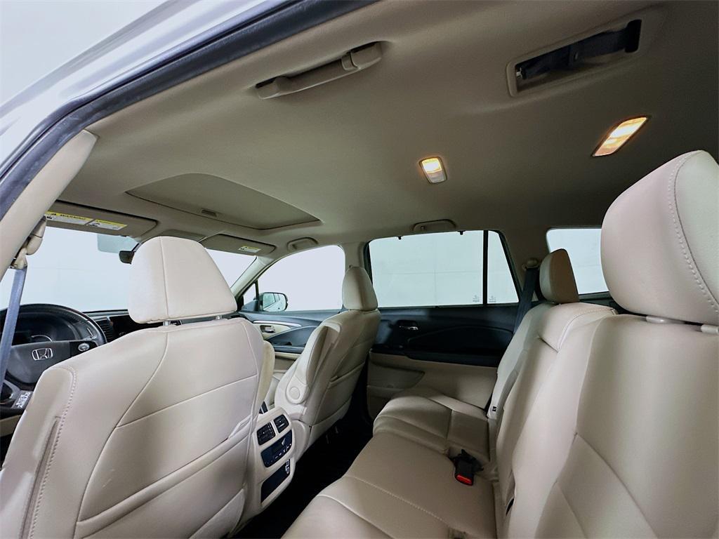 used 2021 Honda Pilot car, priced at $24,900