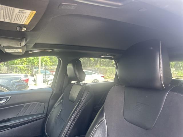 used 2019 Ford Edge car, priced at $17,999