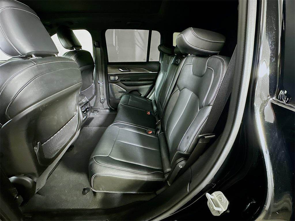 used 2022 Jeep Grand Cherokee car, priced at $33,500