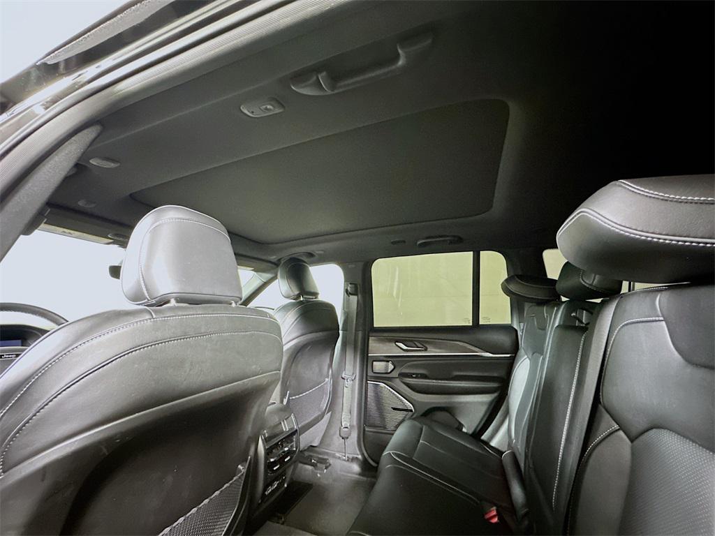 used 2022 Jeep Grand Cherokee car, priced at $33,500